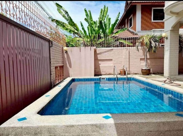 ประกาศฟรี! ซื้อ-ขาย-เช่า คอนโด บ้าน ทาวน์โฮม ที่ดิน และพื้นที่เชิงพาณิชย์ทั่วประเทศไทย ทุกทำเล ทุกงบประมาณ ไม่มีค่าใช้จ่าย ลงง่าย ขายไว เข้าถึงผู้ซื้อโดยตรง 3 297183pic2.jpg