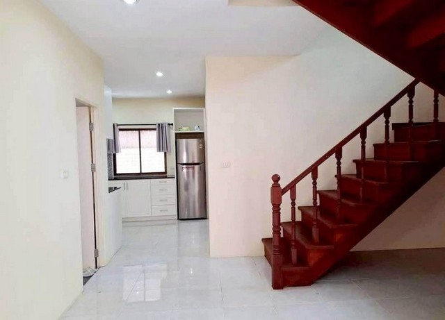 ประกาศฟรี! ซื้อ-ขาย-เช่า คอนโด บ้าน ทาวน์โฮม ที่ดิน และพื้นที่เชิงพาณิชย์ทั่วประเทศไทย ทุกทำเล ทุกงบประมาณ ไม่มีค่าใช้จ่าย ลงง่าย ขายไว เข้าถึงผู้ซื้อโดยตรง 4 297183pic3.jpg