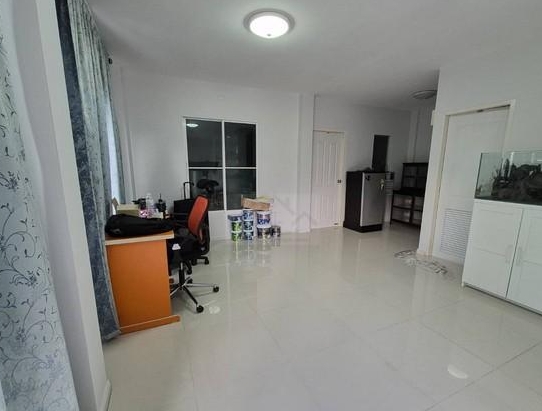 ประกาศฟรี! ซื้อ-ขาย-เช่า คอนโด บ้าน ทาวน์โฮม ที่ดิน และพื้นที่เชิงพาณิชย์ทั่วประเทศไทย ทุกทำเล ทุกงบประมาณ ไม่มีค่าใช้จ่าย ลงง่าย ขายไว เข้าถึงผู้ซื้อโดยตรง 4 294108pic3.jpg