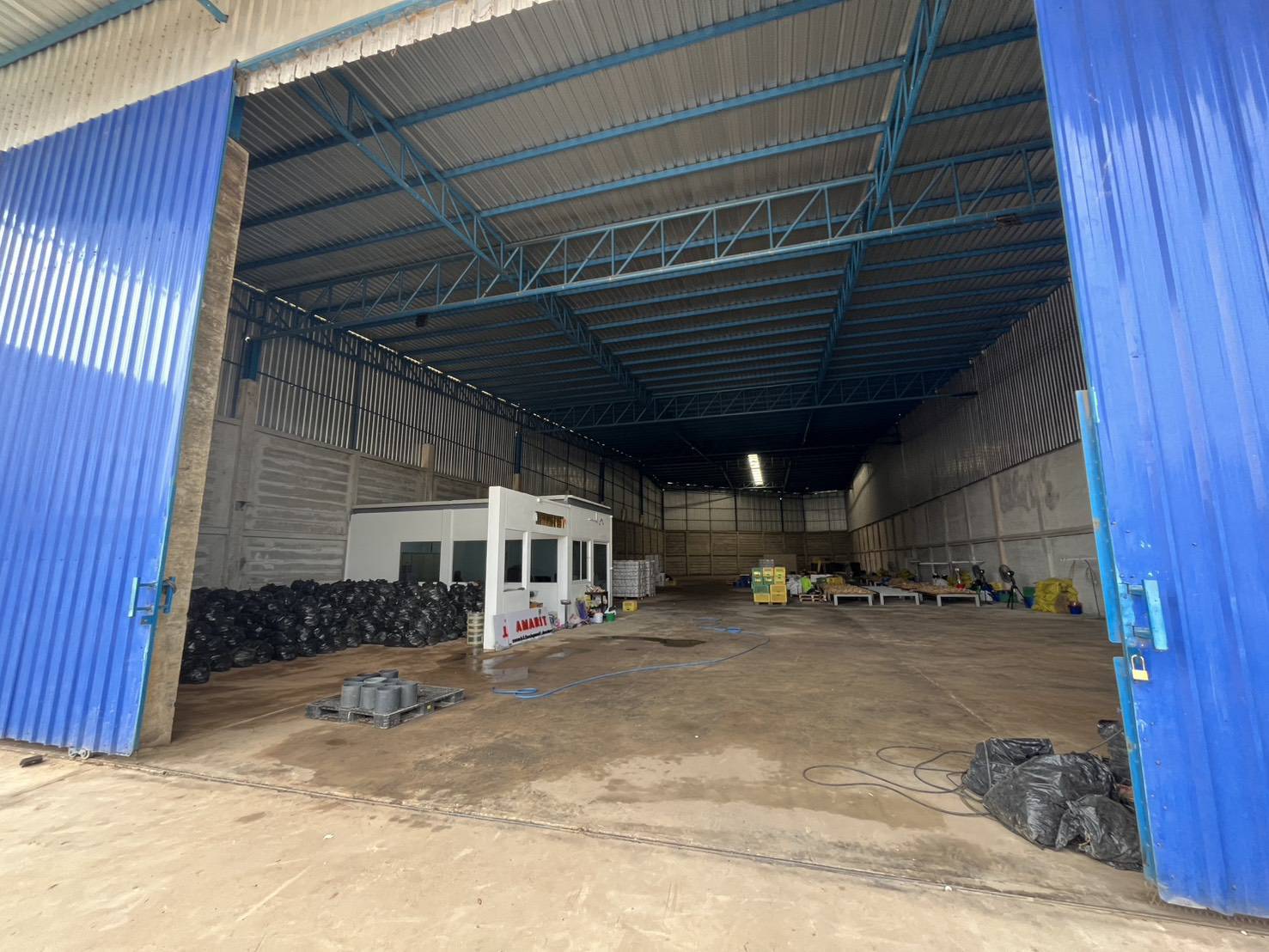 ประกาศฟรี! ซื้อ-ขาย-เช่า คอนโด บ้าน ทาวน์โฮม ที่ดิน และพื้นที่เชิงพาณิชย์ทั่วประเทศไทย ทุกทำเล ทุกงบประมาณ ไม่มีค่าใช้จ่าย ลงง่าย ขายไว เข้าถึงผู้ซื้อโดยตรง 5 254177pic4.jpg