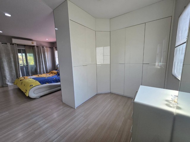 ประกาศฟรี! ซื้อ-ขาย-เช่า คอนโด บ้าน ทาวน์โฮม ที่ดิน และพื้นที่เชิงพาณิชย์ทั่วประเทศไทย ทุกทำเล ทุกงบประมาณ ไม่มีค่าใช้จ่าย ลงง่าย ขายไว เข้าถึงผู้ซื้อโดยตรง 5 515519pic4.jpg