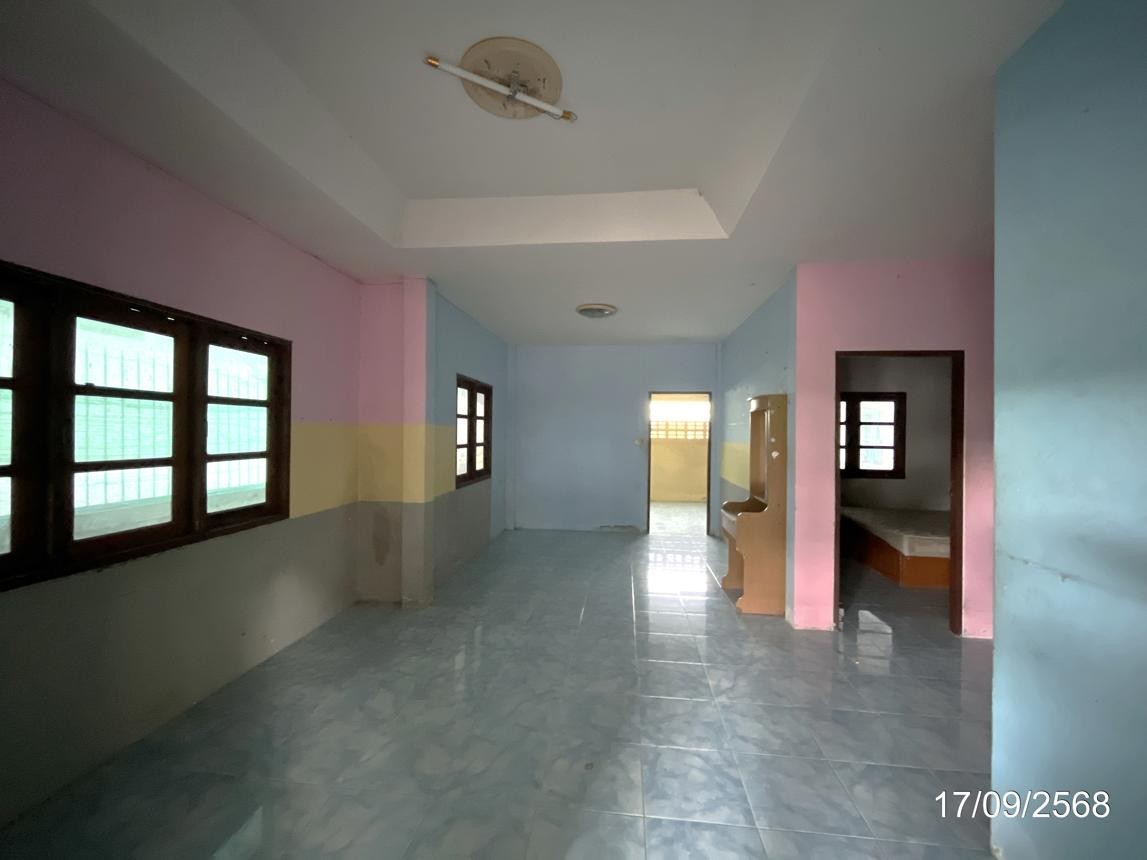 ประกาศฟรี! ซื้อ-ขาย-เช่า คอนโด บ้าน ทาวน์โฮม ที่ดิน และพื้นที่เชิงพาณิชย์ทั่วประเทศไทย ทุกทำเล ทุกงบประมาณ ไม่มีค่าใช้จ่าย ลงง่าย ขายไว เข้าถึงผู้ซื้อโดยตรง 4 254132pic3.jpg