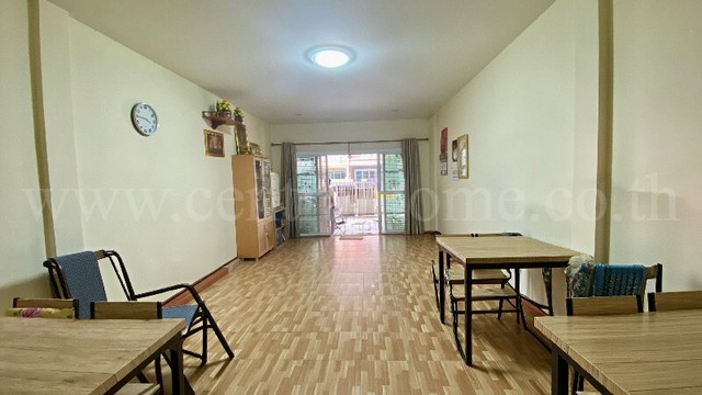 ประกาศฟรี! ซื้อ-ขาย-เช่า คอนโด บ้าน ทาวน์โฮม ที่ดิน และพื้นที่เชิงพาณิชย์ทั่วประเทศไทย ทุกทำเล ทุกงบประมาณ ไม่มีค่าใช้จ่าย ลงง่าย ขายไว เข้าถึงผู้ซื้อโดยตรง 4 294124pic3.jpg