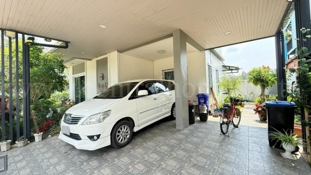 ประกาศฟรี! ซื้อ-ขาย-เช่า คอนโด บ้าน ทาวน์โฮม ที่ดิน และพื้นที่เชิงพาณิชย์ทั่วประเทศไทย ทุกทำเล ทุกงบประมาณ ไม่มีค่าใช้จ่าย ลงง่าย ขายไว เข้าถึงผู้ซื้อโดยตรง 3 294120pic2.jpg