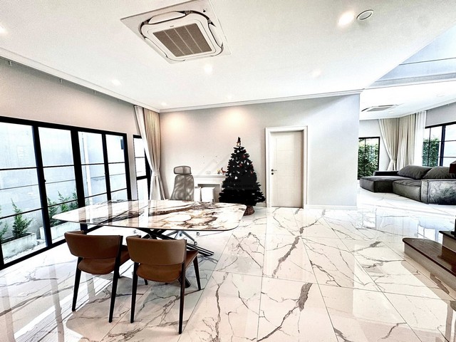 ประกาศฟรี! ซื้อ-ขาย-เช่า คอนโด บ้าน ทาวน์โฮม ที่ดิน และพื้นที่เชิงพาณิชย์ทั่วประเทศไทย ทุกทำเล ทุกงบประมาณ ไม่มีค่าใช้จ่าย ลงง่าย ขายไว เข้าถึงผู้ซื้อโดยตรง 4 513721pic3.jpg