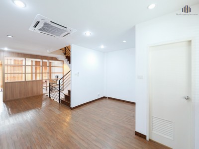 ประกาศฟรี! ซื้อ-ขาย-เช่า คอนโด บ้าน ทาวน์โฮม ที่ดิน และพื้นที่เชิงพาณิชย์ทั่วประเทศไทย ทุกทำเล ทุกงบประมาณ ไม่มีค่าใช้จ่าย ลงง่าย ขายไว เข้าถึงผู้ซื้อโดยตรง 3 515548pic2.jpg