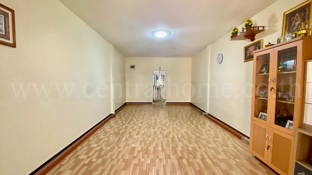 ประกาศฟรี! ซื้อ-ขาย-เช่า คอนโด บ้าน ทาวน์โฮม ที่ดิน และพื้นที่เชิงพาณิชย์ทั่วประเทศไทย ทุกทำเล ทุกงบประมาณ ไม่มีค่าใช้จ่าย ลงง่าย ขายไว เข้าถึงผู้ซื้อโดยตรง 5 294124pic4.jpg