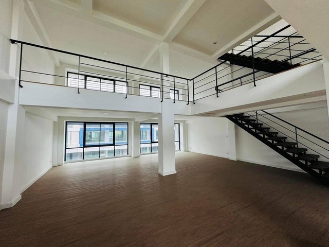 ประกาศฟรี! ซื้อ-ขาย-เช่า คอนโด บ้าน ทาวน์โฮม ที่ดิน และพื้นที่เชิงพาณิชย์ทั่วประเทศไทย ทุกทำเล ทุกงบประมาณ ไม่มีค่าใช้จ่าย ลงง่าย ขายไว เข้าถึงผู้ซื้อโดยตรง 4 515573pic3.jpg