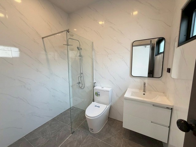 ประกาศฟรี! ซื้อ-ขาย-เช่า คอนโด บ้าน ทาวน์โฮม ที่ดิน และพื้นที่เชิงพาณิชย์ทั่วประเทศไทย ทุกทำเล ทุกงบประมาณ ไม่มีค่าใช้จ่าย ลงง่าย ขายไว เข้าถึงผู้ซื้อโดยตรง 5 315852pic4.jpg