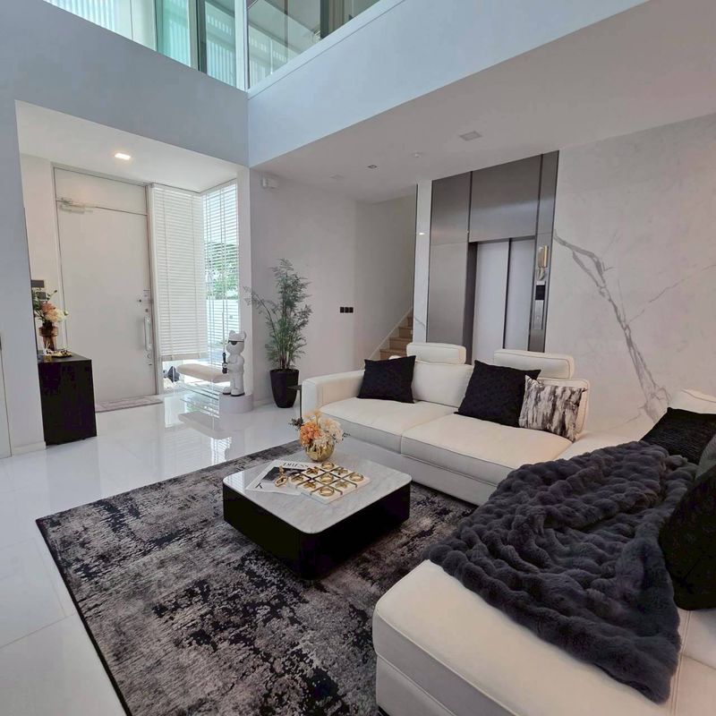 ประกาศฟรี! ซื้อ-ขาย-เช่า คอนโด บ้าน ทาวน์โฮม ที่ดิน และพื้นที่เชิงพาณิชย์ทั่วประเทศไทย ทุกทำเล ทุกงบประมาณ ไม่มีค่าใช้จ่าย ลงง่าย ขายไว เข้าถึงผู้ซื้อโดยตรง 2 315745pic1.jpg