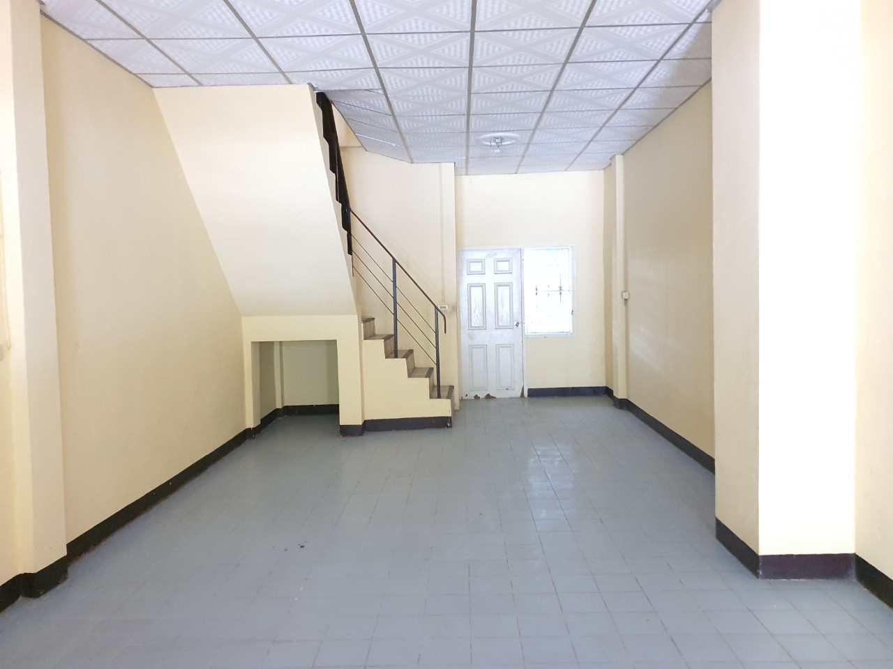 ประกาศฟรี! ซื้อ-ขาย-เช่า คอนโด บ้าน ทาวน์โฮม ที่ดิน และพื้นที่เชิงพาณิชย์ทั่วประเทศไทย ทุกทำเล ทุกงบประมาณ ไม่มีค่าใช้จ่าย ลงง่าย ขายไว เข้าถึงผู้ซื้อโดยตรง 3 315681pic2.jpg