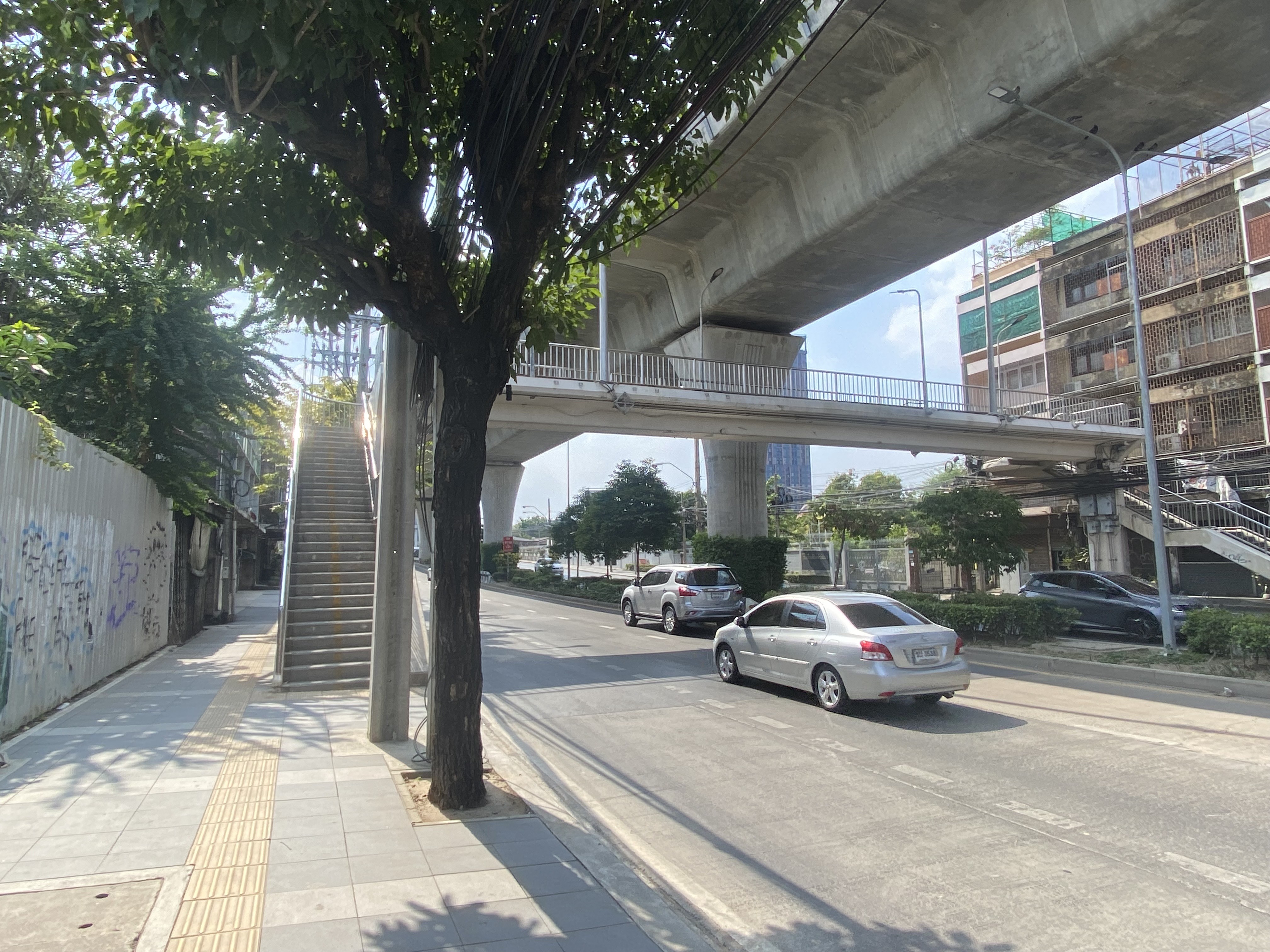 ประกาศฟรี! ซื้อ-ขาย-เช่า คอนโด บ้าน ทาวน์โฮม ที่ดิน และพื้นที่เชิงพาณิชย์ทั่วประเทศไทย ทุกทำเล ทุกงบประมาณ ไม่มีค่าใช้จ่าย ลงง่าย ขายไว เข้าถึงผู้ซื้อโดยตรง 3 312439pic2.jpg