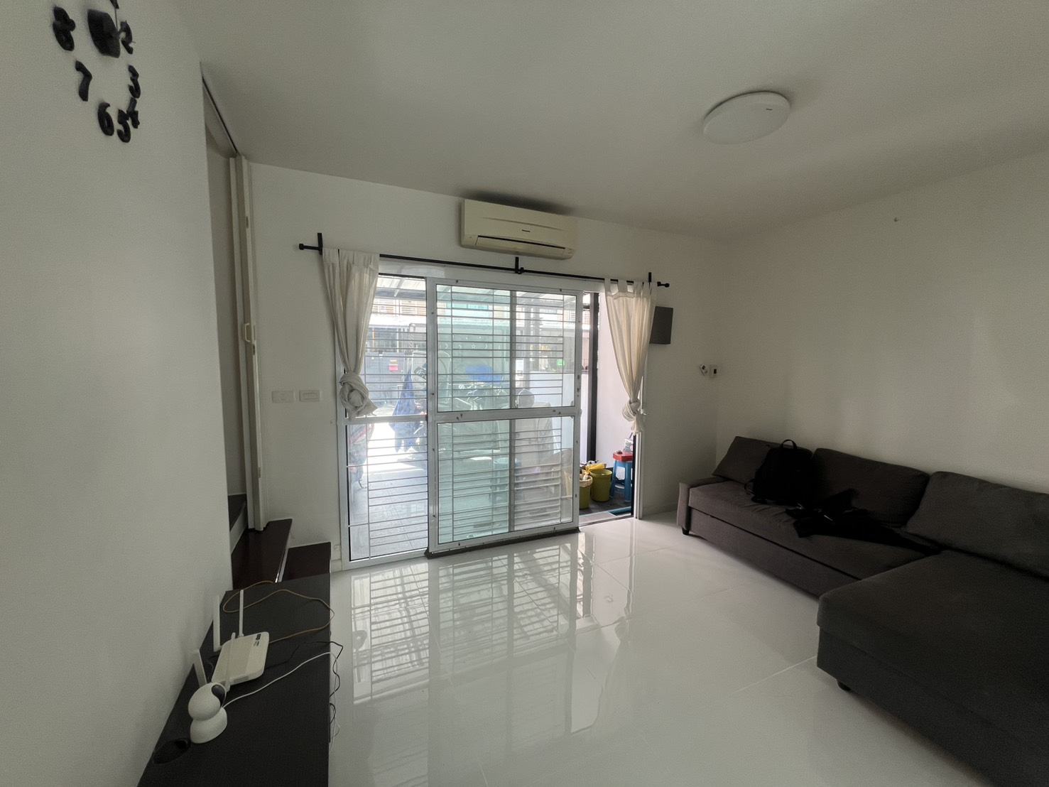 ประกาศฟรี! ซื้อ-ขาย-เช่า คอนโด บ้าน ทาวน์โฮม ที่ดิน และพื้นที่เชิงพาณิชย์ทั่วประเทศไทย ทุกทำเล ทุกงบประมาณ ไม่มีค่าใช้จ่าย ลงง่าย ขายไว เข้าถึงผู้ซื้อโดยตรง 4 315916pic3.jpg