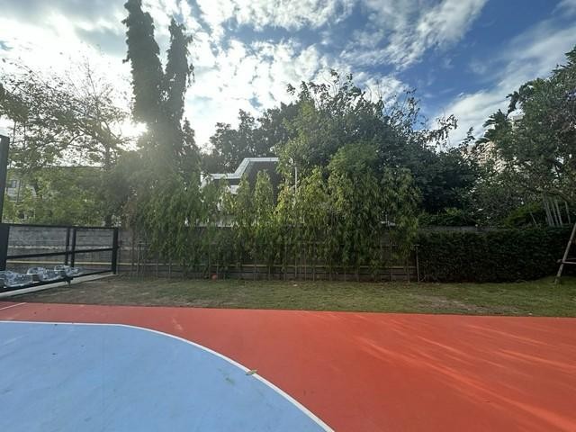 ประกาศฟรี! ซื้อ-ขาย-เช่า คอนโด บ้าน ทาวน์โฮม ที่ดิน และพื้นที่เชิงพาณิชย์ทั่วประเทศไทย ทุกทำเล ทุกงบประมาณ ไม่มีค่าใช้จ่าย ลงง่าย ขายไว เข้าถึงผู้ซื้อโดยตรง 3 513804pic2.jpg