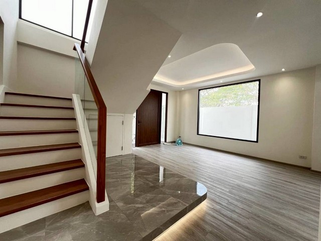 ประกาศฟรี! ซื้อ-ขาย-เช่า คอนโด บ้าน ทาวน์โฮม ที่ดิน และพื้นที่เชิงพาณิชย์ทั่วประเทศไทย ทุกทำเล ทุกงบประมาณ ไม่มีค่าใช้จ่าย ลงง่าย ขายไว เข้าถึงผู้ซื้อโดยตรง 3 315882pic2.jpg