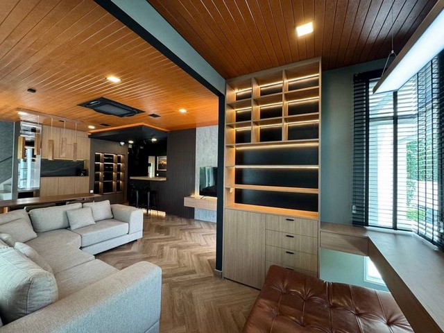 ประกาศฟรี! ซื้อ-ขาย-เช่า คอนโด บ้าน ทาวน์โฮม ที่ดิน และพื้นที่เชิงพาณิชย์ทั่วประเทศไทย ทุกทำเล ทุกงบประมาณ ไม่มีค่าใช้จ่าย ลงง่าย ขายไว เข้าถึงผู้ซื้อโดยตรง 4 297546pic3.jpg