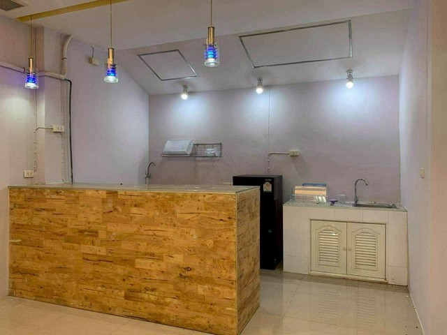 ประกาศฟรี! ซื้อ-ขาย-เช่า คอนโด บ้าน ทาวน์โฮม ที่ดิน และพื้นที่เชิงพาณิชย์ทั่วประเทศไทย ทุกทำเล ทุกงบประมาณ ไม่มีค่าใช้จ่าย ลงง่าย ขายไว เข้าถึงผู้ซื้อโดยตรง 4 254462pic3.jpg