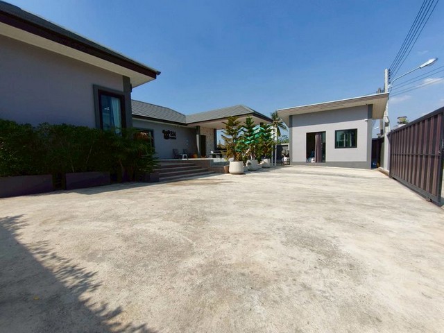 ประกาศฟรี! ซื้อ-ขาย-เช่า คอนโด บ้าน ทาวน์โฮม ที่ดิน และพื้นที่เชิงพาณิชย์ทั่วประเทศไทย ทุกทำเล ทุกงบประมาณ ไม่มีค่าใช้จ่าย ลงง่าย ขายไว เข้าถึงผู้ซื้อโดยตรง 4 254516pic3.jpg