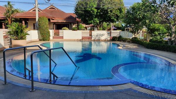 ประกาศฟรี! ซื้อ-ขาย-เช่า คอนโด บ้าน ทาวน์โฮม ที่ดิน และพื้นที่เชิงพาณิชย์ทั่วประเทศไทย ทุกทำเล ทุกงบประมาณ ไม่มีค่าใช้จ่าย ลงง่าย ขายไว เข้าถึงผู้ซื้อโดยตรง 4 515754pic3.jpg