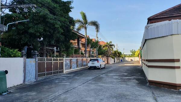 ประกาศฟรี! ซื้อ-ขาย-เช่า คอนโด บ้าน ทาวน์โฮม ที่ดิน และพื้นที่เชิงพาณิชย์ทั่วประเทศไทย ทุกทำเล ทุกงบประมาณ ไม่มีค่าใช้จ่าย ลงง่าย ขายไว เข้าถึงผู้ซื้อโดยตรง 5 515754pic4.jpg