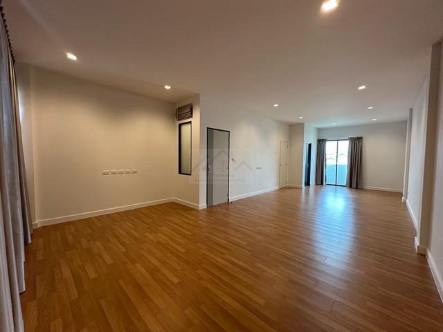 ประกาศฟรี! ซื้อ-ขาย-เช่า คอนโด บ้าน ทาวน์โฮม ที่ดิน และพื้นที่เชิงพาณิชย์ทั่วประเทศไทย ทุกทำเล ทุกงบประมาณ ไม่มีค่าใช้จ่าย ลงง่าย ขายไว เข้าถึงผู้ซื้อโดยตรง 2 513861pic1.jpg