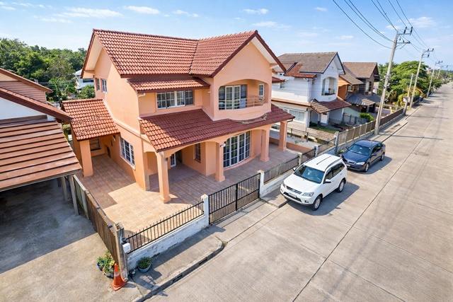 ประกาศฟรี! ซื้อ-ขาย-เช่า คอนโด บ้าน ทาวน์โฮม ที่ดิน และพื้นที่เชิงพาณิชย์ทั่วประเทศไทย ทุกทำเล ทุกงบประมาณ ไม่มีค่าใช้จ่าย ลงง่าย ขายไว เข้าถึงผู้ซื้อโดยตรง 2 254469pic1.jpg