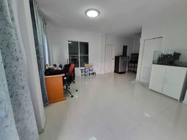 ประกาศฟรี! ซื้อ-ขาย-เช่า คอนโด บ้าน ทาวน์โฮม ที่ดิน และพื้นที่เชิงพาณิชย์ทั่วประเทศไทย ทุกทำเล ทุกงบประมาณ ไม่มีค่าใช้จ่าย ลงง่าย ขายไว เข้าถึงผู้ซื้อโดยตรง 3 514991pic2.jpg