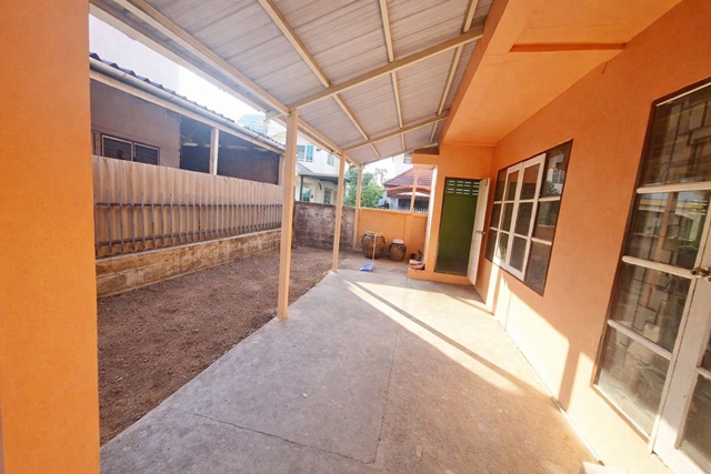 ประกาศฟรี! ซื้อ-ขาย-เช่า คอนโด บ้าน ทาวน์โฮม ที่ดิน และพื้นที่เชิงพาณิชย์ทั่วประเทศไทย ทุกทำเล ทุกงบประมาณ ไม่มีค่าใช้จ่าย ลงง่าย ขายไว เข้าถึงผู้ซื้อโดยตรง 4 315977pic3.jpg