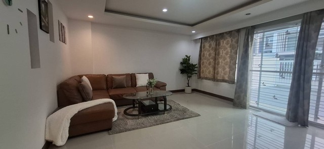 ประกาศฟรี! ซื้อ-ขาย-เช่า คอนโด บ้าน ทาวน์โฮม ที่ดิน และพื้นที่เชิงพาณิชย์ทั่วประเทศไทย ทุกทำเล ทุกงบประมาณ ไม่มีค่าใช้จ่าย ลงง่าย ขายไว เข้าถึงผู้ซื้อโดยตรง 5 254626pic4.jpg