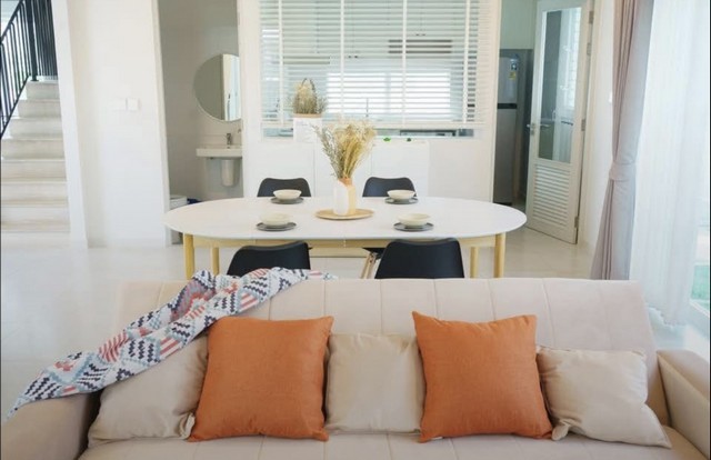 ประกาศฟรี! ซื้อ-ขาย-เช่า คอนโด บ้าน ทาวน์โฮม ที่ดิน และพื้นที่เชิงพาณิชย์ทั่วประเทศไทย ทุกทำเล ทุกงบประมาณ ไม่มีค่าใช้จ่าย ลงง่าย ขายไว เข้าถึงผู้ซื้อโดยตรง 3 254622pic2.jpg