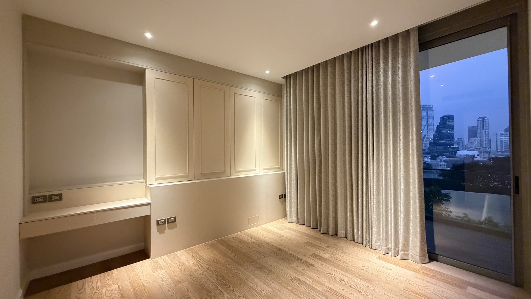 ประกาศฟรี! ซื้อ-ขาย-เช่า คอนโด บ้าน ทาวน์โฮม ที่ดิน และพื้นที่เชิงพาณิชย์ทั่วประเทศไทย ทุกทำเล ทุกงบประมาณ ไม่มีค่าใช้จ่าย ลงง่าย ขายไว เข้าถึงผู้ซื้อโดยตรง 3 316062pic2.jpg