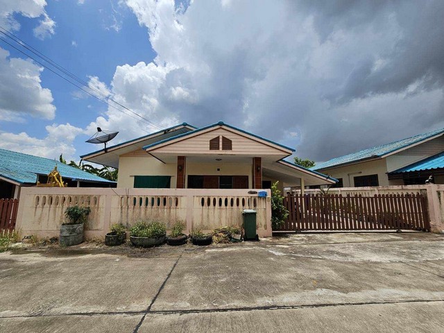 ประกาศฟรี! ซื้อ-ขาย-เช่า คอนโด บ้าน ทาวน์โฮม ที่ดิน และพื้นที่เชิงพาณิชย์ทั่วประเทศไทย ทุกทำเล ทุกงบประมาณ ไม่มีค่าใช้จ่าย ลงง่าย ขายไว เข้าถึงผู้ซื้อโดยตรง 2 255321pic1.jpg