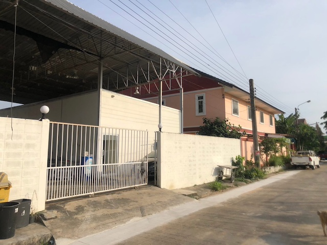 ประกาศฟรี! ซื้อ-ขาย-เช่า คอนโด บ้าน ทาวน์โฮม ที่ดิน และพื้นที่เชิงพาณิชย์ทั่วประเทศไทย ทุกทำเล ทุกงบประมาณ ไม่มีค่าใช้จ่าย ลงง่าย ขายไว เข้าถึงผู้ซื้อโดยตรง 3 514042pic2.jpg