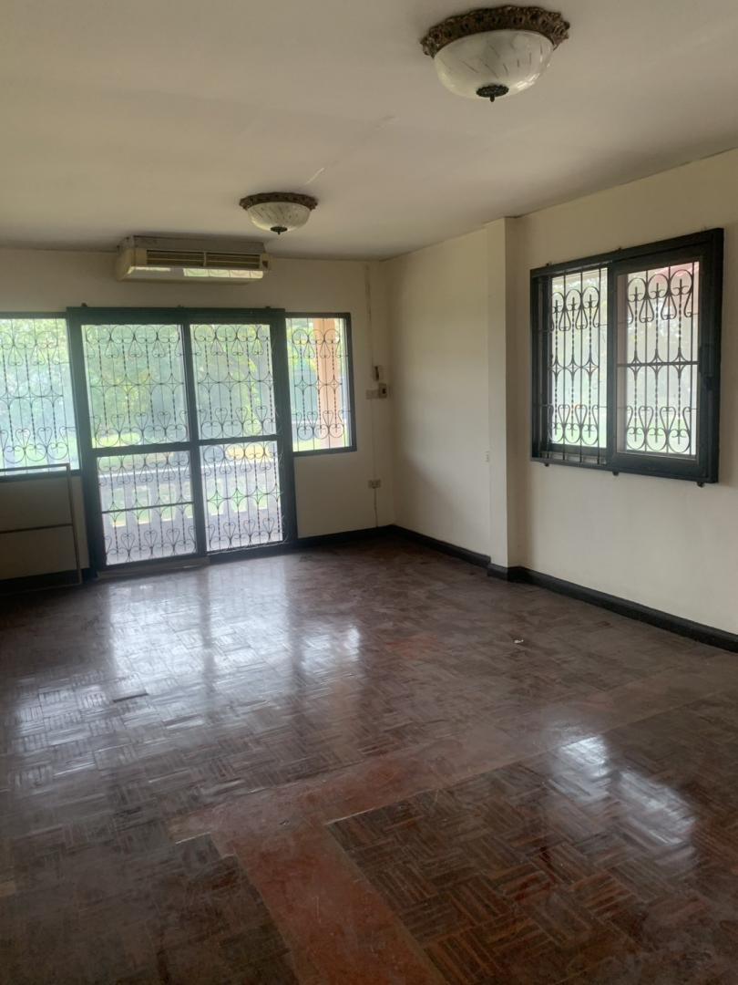 ประกาศฟรี! ซื้อ-ขาย-เช่า คอนโด บ้าน ทาวน์โฮม ที่ดิน และพื้นที่เชิงพาณิชย์ทั่วประเทศไทย ทุกทำเล ทุกงบประมาณ ไม่มีค่าใช้จ่าย ลงง่าย ขายไว เข้าถึงผู้ซื้อโดยตรง 4 515384pic3.jpg