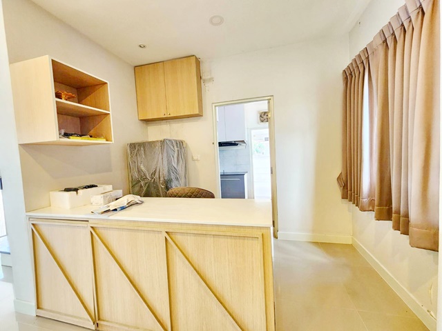 ประกาศฟรี! ซื้อ-ขาย-เช่า คอนโด บ้าน ทาวน์โฮม ที่ดิน และพื้นที่เชิงพาณิชย์ทั่วประเทศไทย ทุกทำเล ทุกงบประมาณ ไม่มีค่าใช้จ่าย ลงง่าย ขายไว เข้าถึงผู้ซื้อโดยตรง 5 254648pic4.jpg