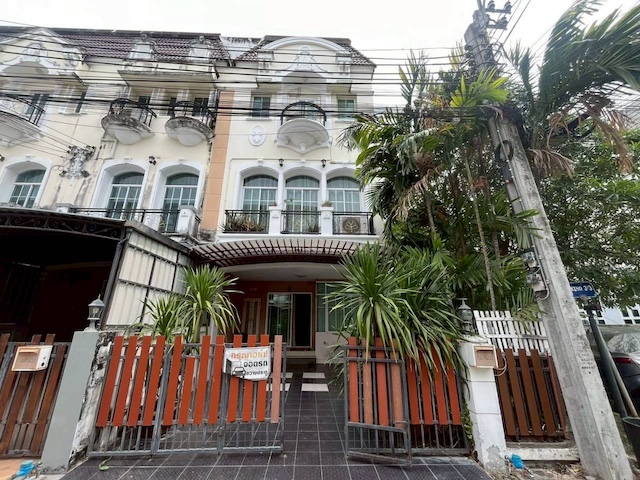 ประกาศฟรี! ซื้อ-ขาย-เช่า คอนโด บ้าน ทาวน์โฮม ที่ดิน และพื้นที่เชิงพาณิชย์ทั่วประเทศไทย ทุกทำเล ทุกงบประมาณ ไม่มีค่าใช้จ่าย ลงง่าย ขายไว เข้าถึงผู้ซื้อโดยตรง 2 294158pic1.jpg