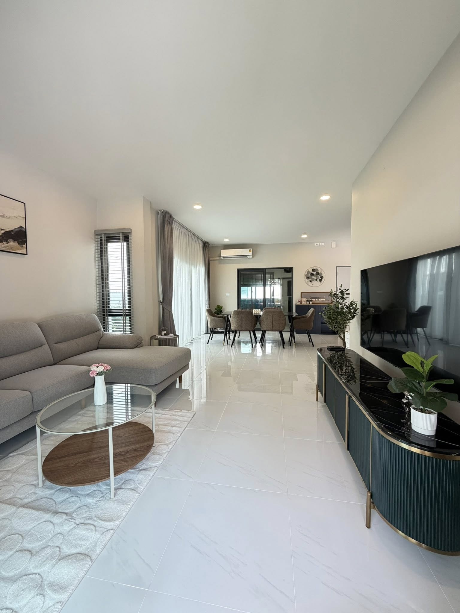 ประกาศฟรี! ซื้อ-ขาย-เช่า คอนโด บ้าน ทาวน์โฮม ที่ดิน และพื้นที่เชิงพาณิชย์ทั่วประเทศไทย ทุกทำเล ทุกงบประมาณ ไม่มีค่าใช้จ่าย ลงง่าย ขายไว เข้าถึงผู้ซื้อโดยตรง 3 294153pic2.jpg