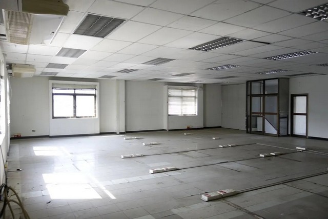 ประกาศฟรี! ซื้อ-ขาย-เช่า คอนโด บ้าน ทาวน์โฮม ที่ดิน และพื้นที่เชิงพาณิชย์ทั่วประเทศไทย ทุกทำเล ทุกงบประมาณ ไม่มีค่าใช้จ่าย ลงง่าย ขายไว เข้าถึงผู้ซื้อโดยตรง 4 255300pic3.jpg