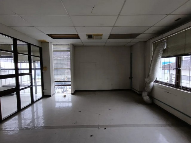 ประกาศฟรี! ซื้อ-ขาย-เช่า คอนโด บ้าน ทาวน์โฮม ที่ดิน และพื้นที่เชิงพาณิชย์ทั่วประเทศไทย ทุกทำเล ทุกงบประมาณ ไม่มีค่าใช้จ่าย ลงง่าย ขายไว เข้าถึงผู้ซื้อโดยตรง 5 255300pic4.jpg