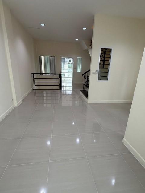 ประกาศฟรี! ซื้อ-ขาย-เช่า คอนโด บ้าน ทาวน์โฮม ที่ดิน และพื้นที่เชิงพาณิชย์ทั่วประเทศไทย ทุกทำเล ทุกงบประมาณ ไม่มีค่าใช้จ่าย ลงง่าย ขายไว เข้าถึงผู้ซื้อโดยตรง 5 515894pic4.jpg