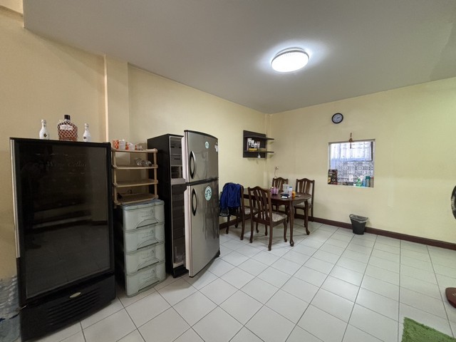 ประกาศฟรี! ซื้อ-ขาย-เช่า คอนโด บ้าน ทาวน์โฮม ที่ดิน และพื้นที่เชิงพาณิชย์ทั่วประเทศไทย ทุกทำเล ทุกงบประมาณ ไม่มีค่าใช้จ่าย ลงง่าย ขายไว เข้าถึงผู้ซื้อโดยตรง 5 254607pic4.jpg