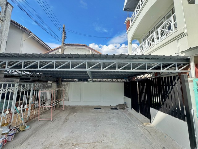 ประกาศฟรี! ซื้อ-ขาย-เช่า คอนโด บ้าน ทาวน์โฮม ที่ดิน และพื้นที่เชิงพาณิชย์ทั่วประเทศไทย ทุกทำเล ทุกงบประมาณ ไม่มีค่าใช้จ่าย ลงง่าย ขายไว เข้าถึงผู้ซื้อโดยตรง 3 254606pic2.jpg