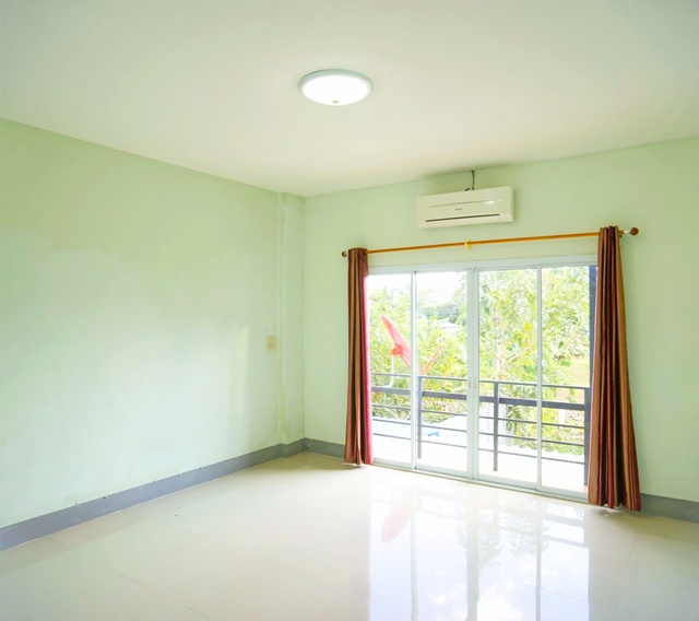 ประกาศฟรี! ซื้อ-ขาย-เช่า คอนโด บ้าน ทาวน์โฮม ที่ดิน และพื้นที่เชิงพาณิชย์ทั่วประเทศไทย ทุกทำเล ทุกงบประมาณ ไม่มีค่าใช้จ่าย ลงง่าย ขายไว เข้าถึงผู้ซื้อโดยตรง 3 316069pic2.jpg