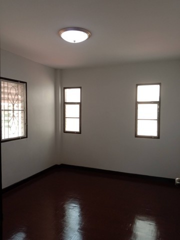 ประกาศฟรี! ซื้อ-ขาย-เช่า คอนโด บ้าน ทาวน์โฮม ที่ดิน และพื้นที่เชิงพาณิชย์ทั่วประเทศไทย ทุกทำเล ทุกงบประมาณ ไม่มีค่าใช้จ่าย ลงง่าย ขายไว เข้าถึงผู้ซื้อโดยตรง 4 516041pic3.jpg