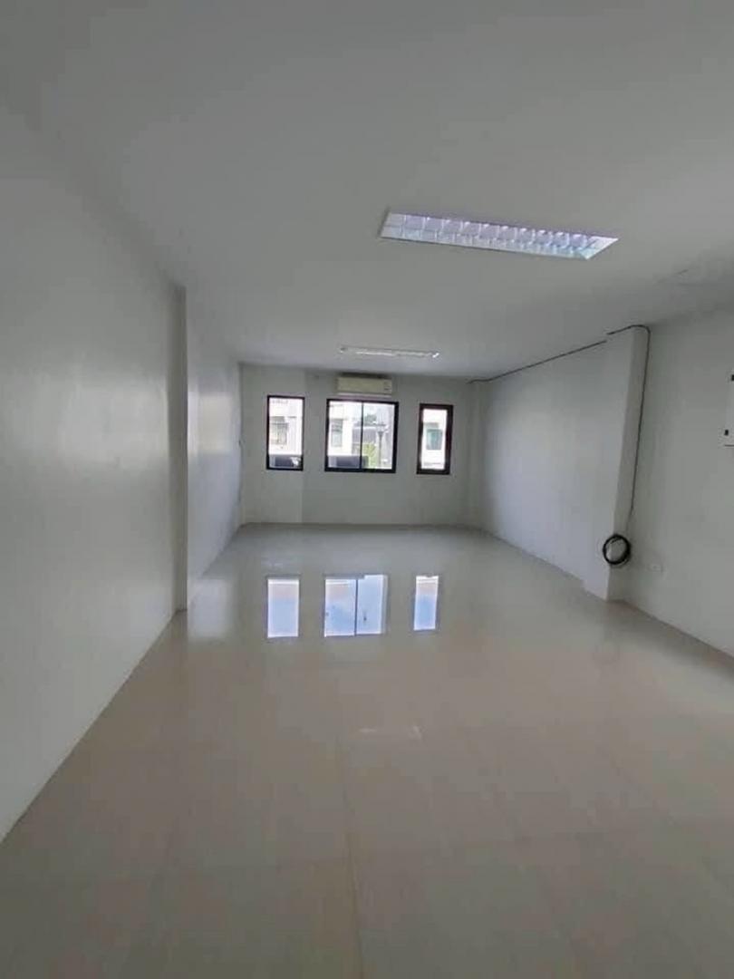 ประกาศฟรี! ซื้อ-ขาย-เช่า คอนโด บ้าน ทาวน์โฮม ที่ดิน และพื้นที่เชิงพาณิชย์ทั่วประเทศไทย ทุกทำเล ทุกงบประมาณ ไม่มีค่าใช้จ่าย ลงง่าย ขายไว เข้าถึงผู้ซื้อโดยตรง 3 516012pic2.jpg