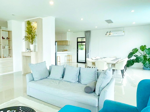 ประกาศฟรี! ซื้อ-ขาย-เช่า คอนโด บ้าน ทาวน์โฮม ที่ดิน และพื้นที่เชิงพาณิชย์ทั่วประเทศไทย ทุกทำเล ทุกงบประมาณ ไม่มีค่าใช้จ่าย ลงง่าย ขายไว เข้าถึงผู้ซื้อโดยตรง 5 255282pic4.jpg