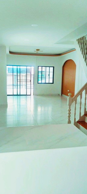 ประกาศฟรี! ซื้อ-ขาย-เช่า คอนโด บ้าน ทาวน์โฮม ที่ดิน และพื้นที่เชิงพาณิชย์ทั่วประเทศไทย ทุกทำเล ทุกงบประมาณ ไม่มีค่าใช้จ่าย ลงง่าย ขายไว เข้าถึงผู้ซื้อโดยตรง 5 316189pic4.jpg