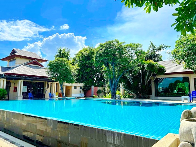 ประกาศฟรี! ซื้อ-ขาย-เช่า คอนโด บ้าน ทาวน์โฮม ที่ดิน และพื้นที่เชิงพาณิชย์ทั่วประเทศไทย ทุกทำเล ทุกงบประมาณ ไม่มีค่าใช้จ่าย ลงง่าย ขายไว เข้าถึงผู้ซื้อโดยตรง 3 316128pic2.jpg