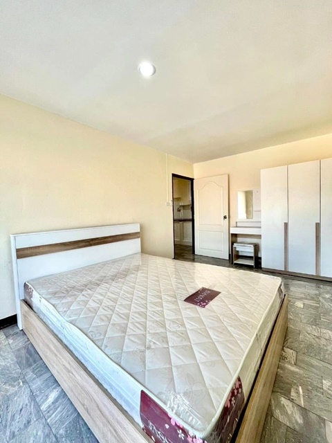 ประกาศฟรี! ซื้อ-ขาย-เช่า คอนโด บ้าน ทาวน์โฮม ที่ดิน และพื้นที่เชิงพาณิชย์ทั่วประเทศไทย ทุกทำเล ทุกงบประมาณ ไม่มีค่าใช้จ่าย ลงง่าย ขายไว เข้าถึงผู้ซื้อโดยตรง 4 316125pic3.jpg