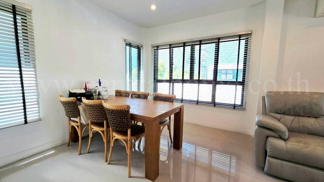 ประกาศฟรี! ซื้อ-ขาย-เช่า คอนโด บ้าน ทาวน์โฮม ที่ดิน และพื้นที่เชิงพาณิชย์ทั่วประเทศไทย ทุกทำเล ทุกงบประมาณ ไม่มีค่าใช้จ่าย ลงง่าย ขายไว เข้าถึงผู้ซื้อโดยตรง 4 292005pic3.jpg